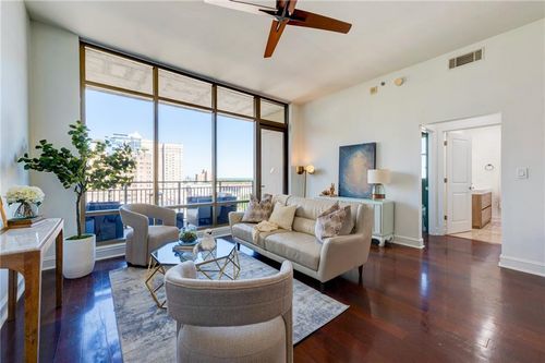 unit-1101-565 Peachtree St Ne, Atlanta, GA, 30308-2276 | Card Image