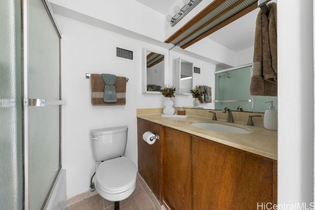 APT-1001 - 1520 Ward Ave, Condo with 2 bedrooms, 2 bathrooms and 1 parking in Honolulu HI | Image 9