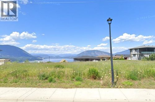 1150 19 Ave Se, Salmon Arm, BC, V1E0E6 | Card Image