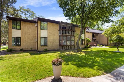 unit-f-6 Pine Cluster Cir, Manalapan, NJ, 07726-1942 | Card Image