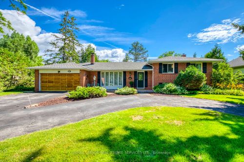 1605 Venetia Dr, Oakville, ON, L6L1K8 | Card Image