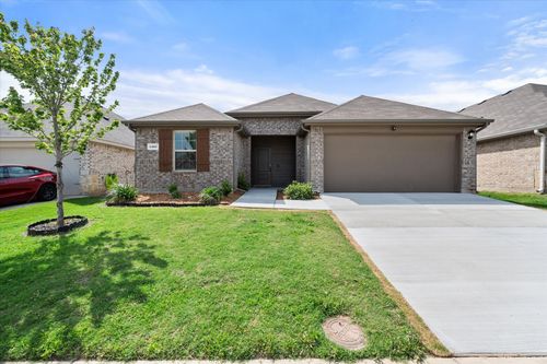 1107 Knoll Dr, Ennis, TX, 75119-1770 | Card Image