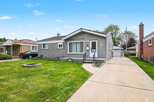 23515 Wohlfeil St, Taylor, MI, 48180-2356 | Card Image