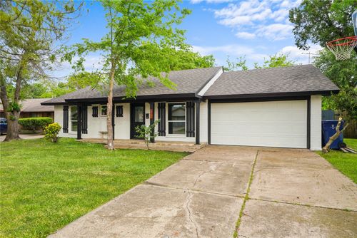 422 Wildbriar Dr, Garland, TX, 75043-2922 | Card Image