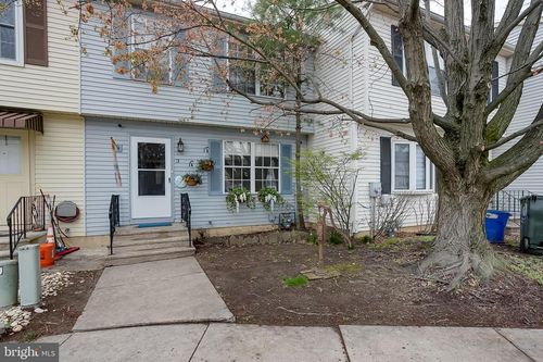 3 Mitchell Ct, BURLINGTON, NJ, 08016-2779 | Card Image