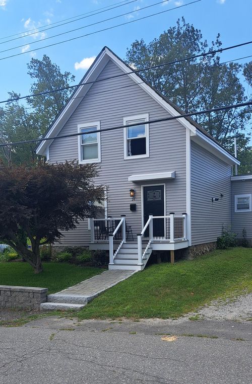 24 Jefferson Street, Rockland, ME, 04841 | Card Image