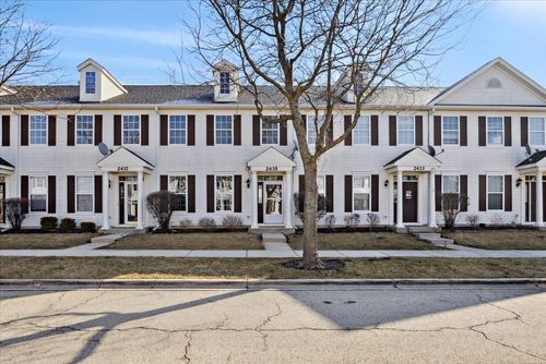 --2435 Georgetown Cir, Aurora, IL, 60503-6717 | Card Image