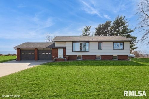 3827 Highway 136, Bryant, IA, 52727-9601 | Card Image