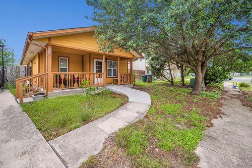 7104 Villita Avenida St, Austin, TX, 78741-5218 | Card Image