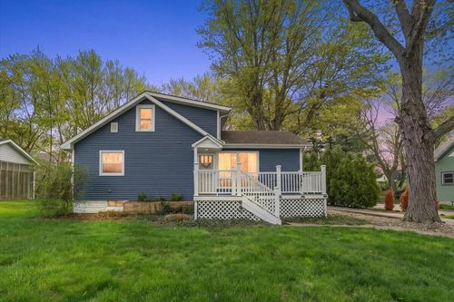 12865 Flynn Rd, Sawyer, MI, 49125-9251 | Card Image