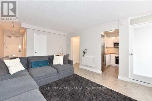 1107-30 Gloucester St, Toronto, ON, M4Y1L6 | Card Image
