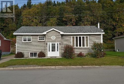 51 High St, Baie Verte, NL, A0K | Card Image