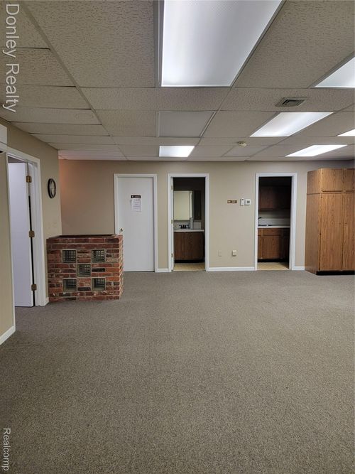 6446 Morris St, Marlette, MI, 48453-1351 | Card Image