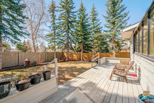 247 Pump Hill Crescent Sw, Home with 6 bedrooms, 3 bathrooms and 5 parking in Calgary AB | Image 46