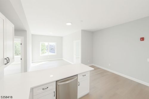 ste-3j-391 Springfield Ave, Berkeley Heights, NJ, 07922-1174 | Card Image