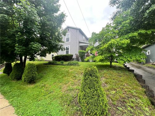 27 Alan Ave, Greenville, PA, 16125-2116 | Card Image