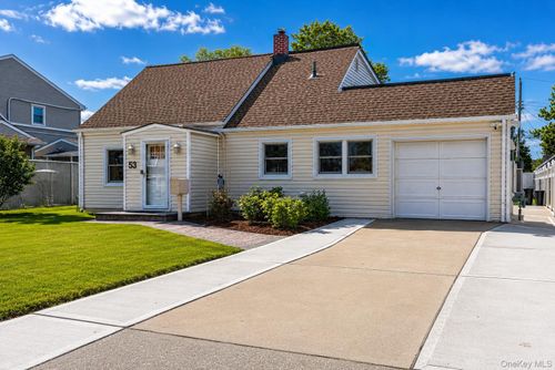 53 James Ln, Levittown, NY, 11756-1926 | Card Image