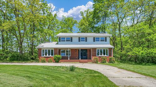 18251 E County Road 750n, Charleston, IL, 61920-8229 | Card Image