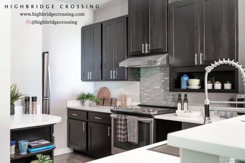 apt-207-128 Vineyard Ave, Highland, NY, 12528-1735 | Card Image