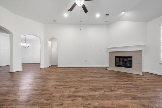 20123 Cascading Falls Blvd, House other with 4 bedrooms, 3 bathrooms and 3 parking in Cypress TX | Image 12