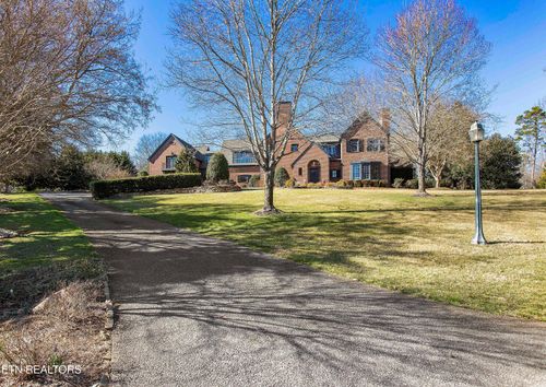 5225 Bent River Blvd, Knoxville, TN, 37919-9352 | Card Image