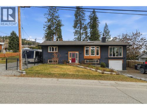 1734 Lynrick Rd, Kelowna, BC, V1P1E9 | Card Image
