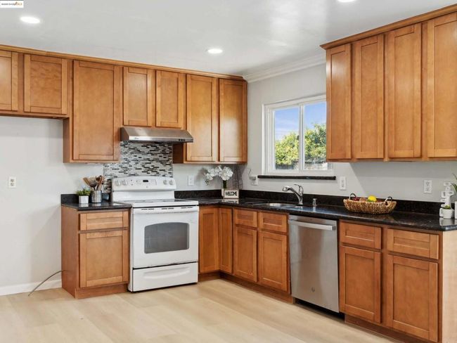 3549 Dormer Ave, House other with 3 bedrooms, 2 bathrooms and 2 parking in Concord CA | Image 10