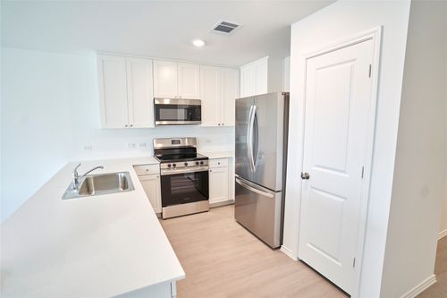 360 Brannigan Dr, Jarrell, TX, 76537-2297 | Card Image