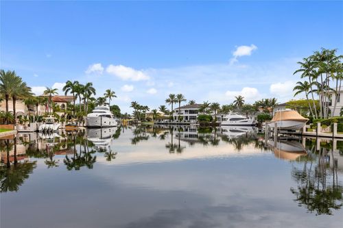3211 Ne 27th Ave, Lighthouse Point, FL, 33064-8109 | Card Image