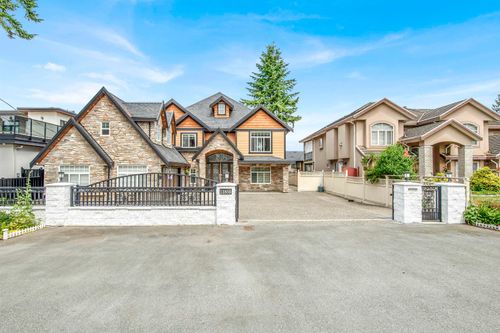 12855 107a Ave, Surrey, BC, V3T2G4 | Card Image