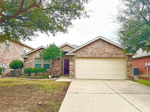 1720 Quails Nest Dr, Fort Worth, TX, 76177-7544 | Card Image