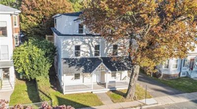 34 Sisson Avenue, Home with 7 bedrooms, 4 bathrooms and 6 parking in Hartford CT | Image 2