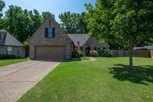 8862 Flatt Meadows Ln, Bartlett, TN, 38002-8998 | Card Image