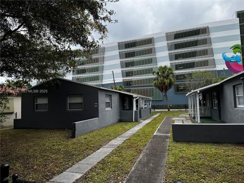 2034 Taylor St, Hollywood, FL, 33020-4515 | Card Image