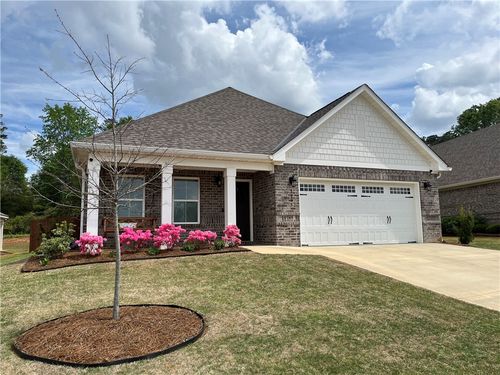 1835 Hidden Lakes Dr, OPELIKA, AL, 36801-8017 | Card Image