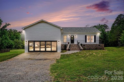 1380 Saddle Dr, York, SC, 29745-8940 | Card Image