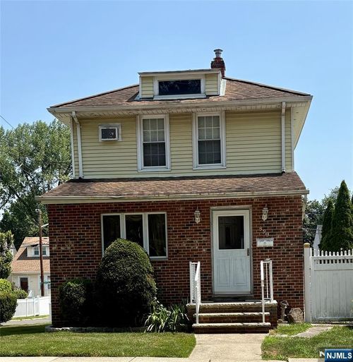 393 Elm Ave, Bogota, NJ, 07603-1027 | Card Image