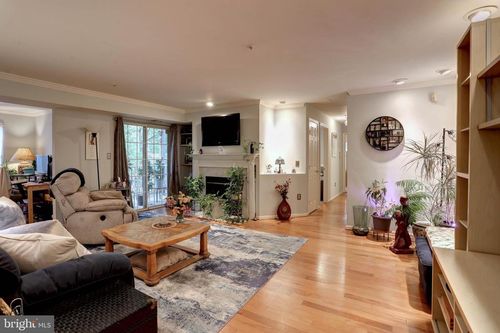 apt-204-9815 Lake Pointe Ct, UPPER MARLBORO, MD, 20774-4721 | Card Image