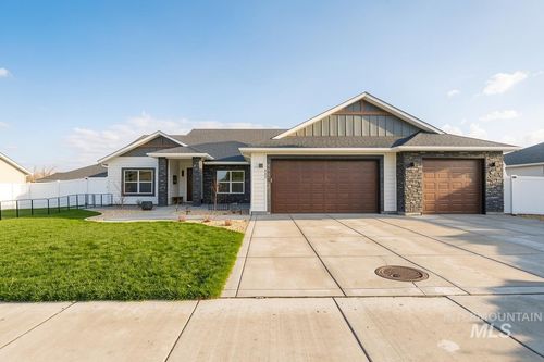 642 Clear Spring St, Burley, ID, 83318-3058 | Card Image