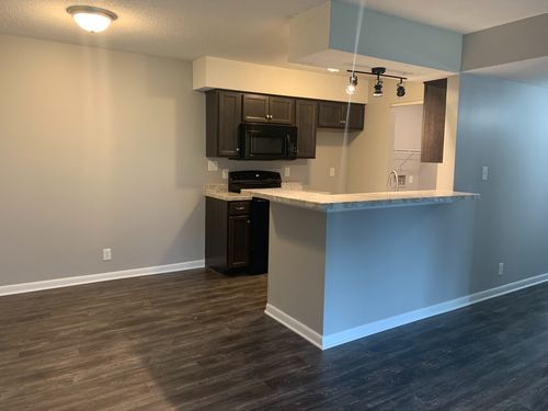 apt-b-271 White Oak Rd, Clarksville, TN, 37040-8670 | Card Image