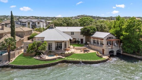 110 Applehead Island Dr, Horseshoe Bay, TX, 78657-5709 | Card Image