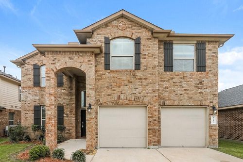 1935 Bravos Manor Ln, Fresno, TX, 77545-1469 | Card Image