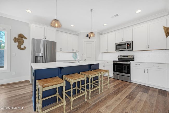 115 Ne 7 Th St, House other with 3 bedrooms, 2 bathrooms and null parking in Oak Island NC | Image 13