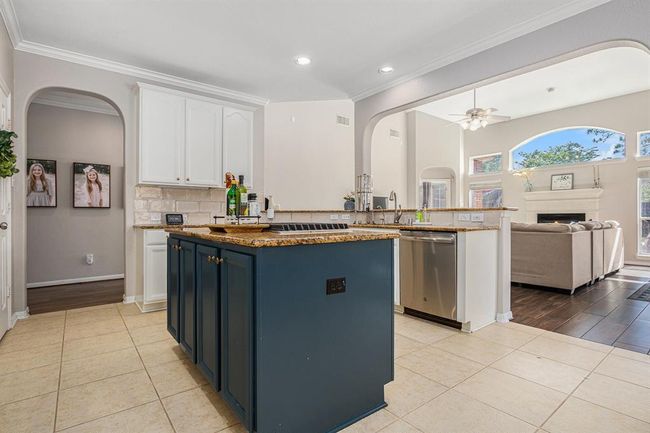 View of the open concept | Image 18