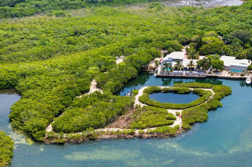 1590 Pelican Pass, Marathon, FL, 33050-2666 | Card Image