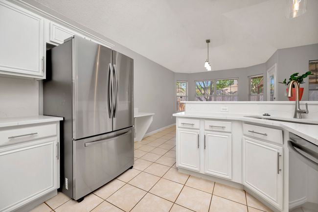 3717 Broken Pine Trl, House other with 4 bedrooms, 2 bathrooms and null parking in Fort Worth TX | Image 13