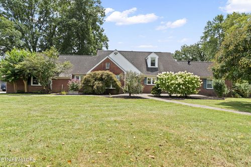 407 Eagle Bend Ln, Clinton, TN, 37716-3807 | Card Image