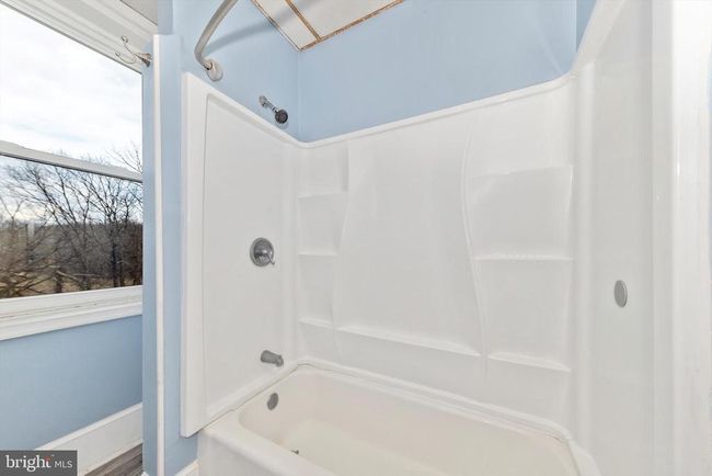 2820 Milt Summers Rd, Home with 4 bedrooms, 1 bathrooms and null parking in MIDDLETOWN MD | Image 28