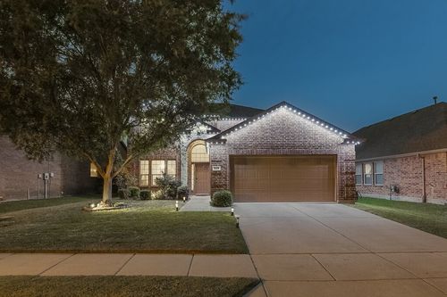 925 Lake Grove Dr, Little Elm, TX, 75068-8447 | Card Image