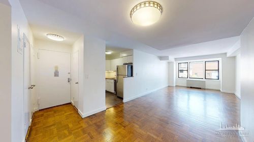 2k-220 E 63rd St, New York, NY, 10065-0286 | Card Image